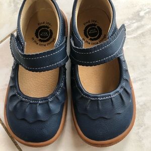 Livie and Luca Navy Ruche shoes